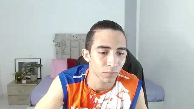 Snapshot of Caius_fox chatting on February 3, 2026, 11:26 am Caius fox online show from February 3, 2026, 11:26 am