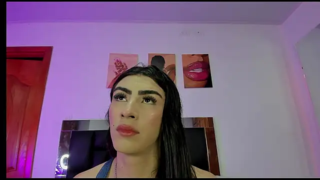 Snapshot of Isabella_Moon9 chatting on February 5, 2026, 11:15 am Isabella Moon9 online show from February 5, 2026, 11:15 am