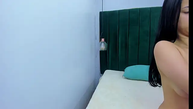 Snapshot of Ema-Horny chatting on March 2, 2026, 1:40 pm Ema-Horny online show from March 2, 2026, 1:40 pm