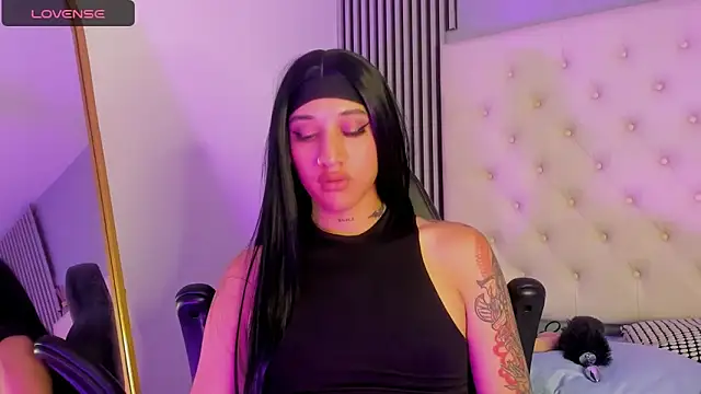 tammy bensom1 online show from February 9, 2026, 9:41 pm