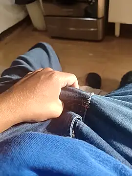 Snapshot of Gustavo52367 chatting on February 6, 2026, 10:07 am Gustavo52367 online show from February 6, 2026, 10:07 am