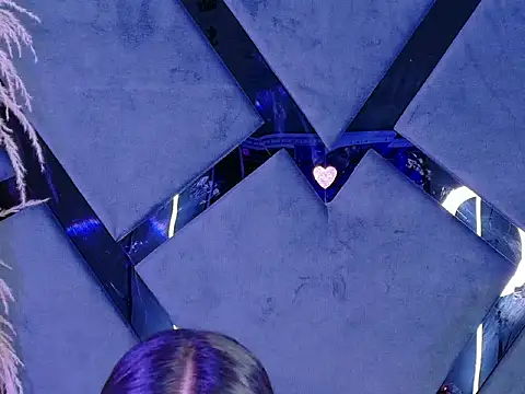 Snapshot of KylieWhitee chatting on February 27, 2026, 12:05 pm KylieWhitee online show from February 27, 2026, 12:05 pm