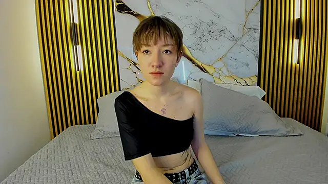 Snapshot of noha_ns chatting on February 7, 2026, 9:40 pm noha ns online show from February 7, 2026, 9:40 pm