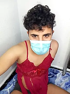 coupl hwaya99 online show from March 9, 2026, 10:47 pm