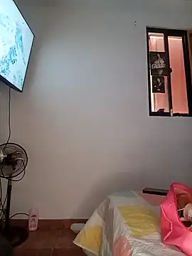 luna pinky online show from April 17, 2026, 4:10 pm