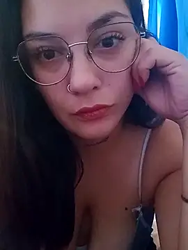 kuramaqueen online show from February 11, 2026, 11:10 pm