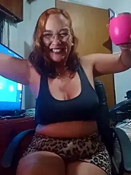 kuramaqueen online show from March 28, 2026, 4:45 am