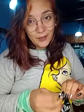 kuramaqueen online show from June 8, 2026, 4:57 am