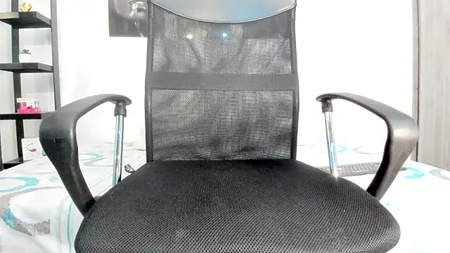 milo cruz  online show from March 31, 2026, 5:08 am