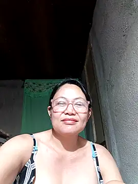 Snapshot of hotpinay_45 chatting on February 22, 2026, 8:24 am hotpinay 45 online show from February 22, 2026, 8:24 am