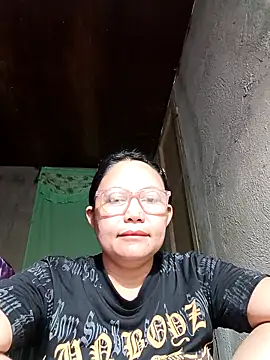 hotpinay 45 online show from March 12, 2026, 3:23 am