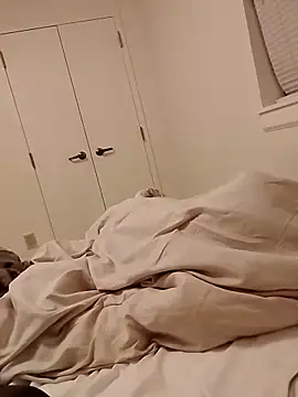 Snapshot of Droski21 chatting on February 4, 2026, 6:30 am Droski21 online show from February 4, 2026, 6:30 am