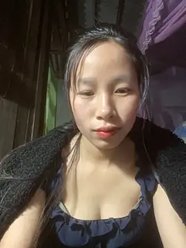 Snapshot of -Xenia_ chatting on February 6, 2026, 3:15 pm -Xenia online show from February 6, 2026, 3:15 pm