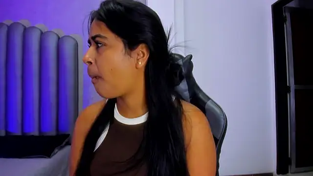 Shirleytaylor- online show from March 9, 2026, 11:25 am