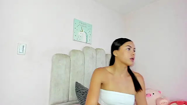 paula cosioo online show from March 25, 2026, 2:12 pm