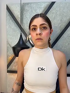 Snapshot of AriaWillssX chatting on March 2, 2026, 8:04 pm AriaWillssX online show from March 2, 2026, 8:04 pm