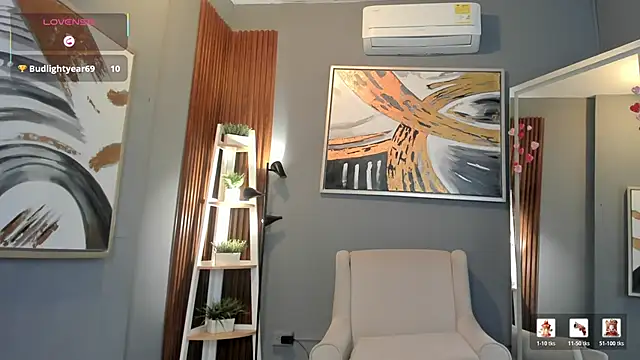 Snapshot of nina_swaan chatting on February 19, 2026, 12:12 pm nina swaan online show from February 19, 2026, 12:12 pm