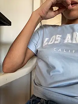 roc i online show from February 4, 2026, 11:31 pm