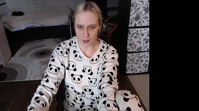 Snapshot of Your_guilty_pleasure1 chatting on February 26, 2026, 12:26 pm Your guilty pleasure1 online show from February 26, 2026, 12:26 pm