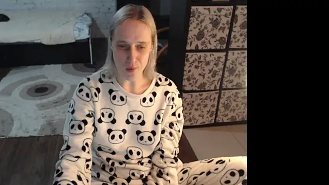 Snapshot of Your_guilty_pleasure1 chatting on February 27, 2026, 5:24 pm Your guilty pleasure1 online show from February 27, 2026, 5:24 pm