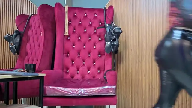 barbara leython online show from March 31, 2026, 2:17 pm