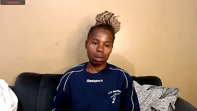 AppleAsss online show from June 11, 2026, 8:12 am