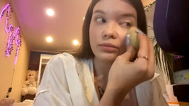 Snapshot of PowderedTalc chatting on February 2, 2026, 4:06 pm PowderedTalc online show from February 2, 2026, 4:06 pm