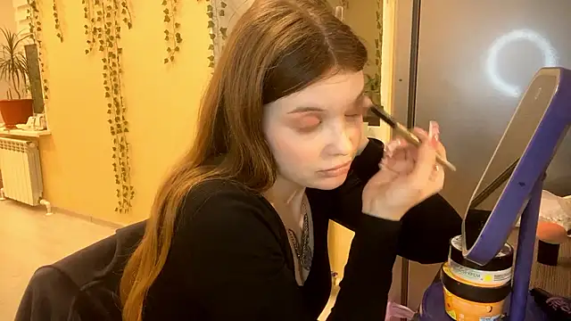 Snapshot of PowderedTalc chatting on February 20, 2026, 5:35 pm PowderedTalc online show from February 20, 2026, 5:35 pm