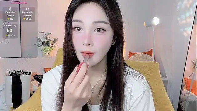 Lisa-295188 online show from March 21, 2026, 7:24 am