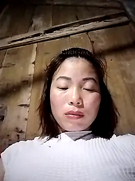 Snapshot of Ella-aa chatting on February 17, 2026, 3:40 pm Ella-aa online show from February 17, 2026, 3:40 pm