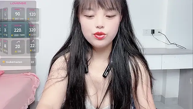 xianxian-baby online show from March 12, 2026, 2:34 pm