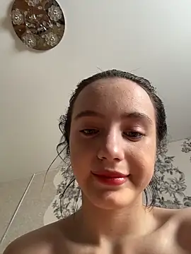 Snapshot of MiaTee chatting on March 2, 2026, 5:08 am MiaTee online show from March 2, 2026, 5:08 am