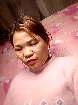 Snapshot of maymay-2000 chatting on February 2, 2026, 12:53 am maymay-2000 online show from February 2, 2026, 12:53 am