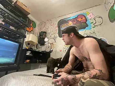 gothboiplzty online show from February 9, 2026, 8:24 pm