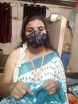 Snapshot of Madhusri_Tamil_Telugu chatting on April 20, 2026, 10:11 pm Madhusri Tamil Telugu online show from April 20, 2026, 10:11 pm