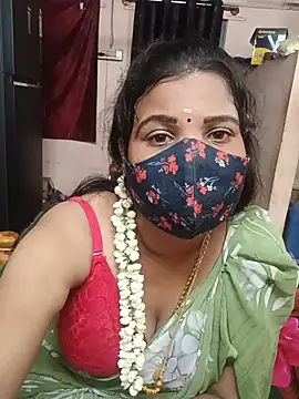 Snapshot of Madhusri_Tamil_Telugu chatting on June 4, 2026, 4:24 pm Madhusri Tamil Telugu online show from June 4, 2026, 4:24 pm