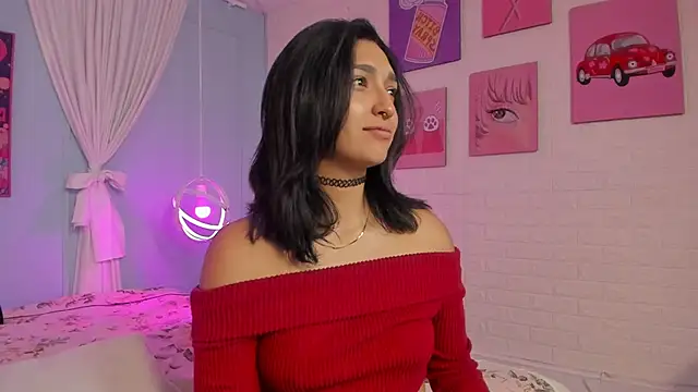 Cleo Foxx online show from March 25, 2026, 11:49 am