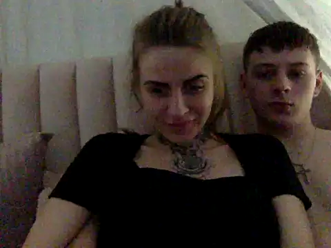 Carlos18loverboyfriend online show from March 28, 2026, 2:49 pm