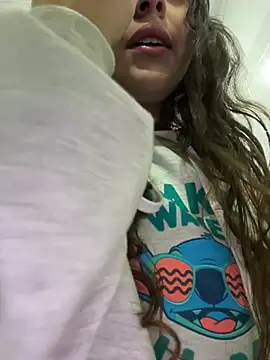 Annie bonnie  online show from February 4, 2026, 11:38 am