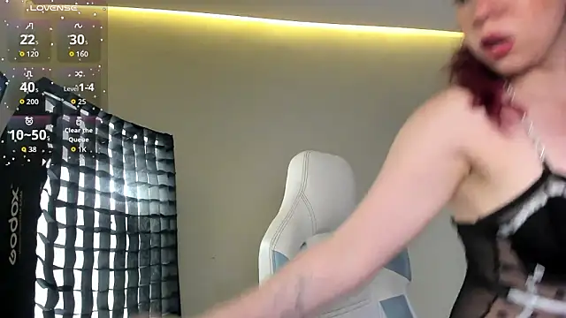 MiaTorres4 online show from February 17, 2026, 12:12 pm