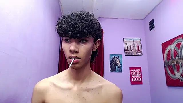 bigcock twinks online show from April 7, 2026, 6:41 pm