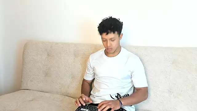  Alex Colton online show from February 13, 2026, 10:06 pm