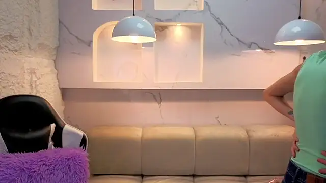 Snapshot of aurora_tp chatting on March 4, 2026, 2:28 am aurora tp online show from March 4, 2026, 2:28 am