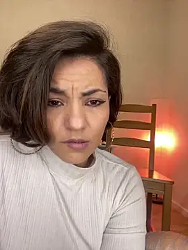 eva luz online show from March 14, 2026, 4:34 pm