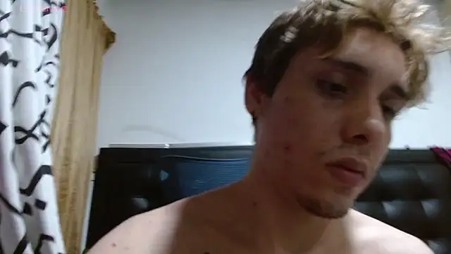 DannyParker  online show from April 30, 2026, 4:41 am