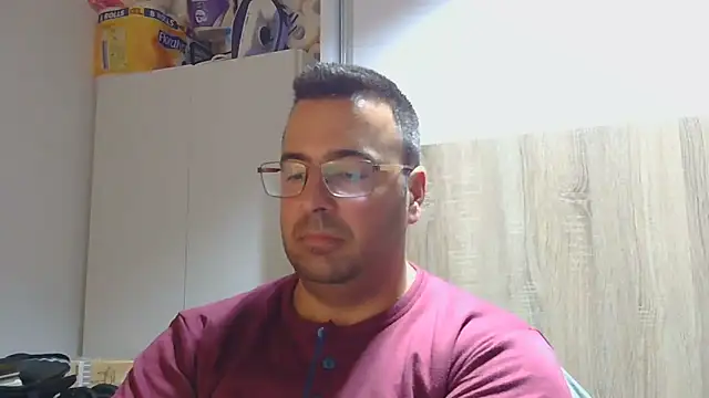 VanillaTime78-Jorge online show from April 14, 2026, 10:05 pm