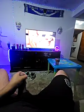 Snapshot of Elpnzaurio chatting on April 4, 2026, 3:38 am Elpnzaurio online show from April 4, 2026, 3:38 am