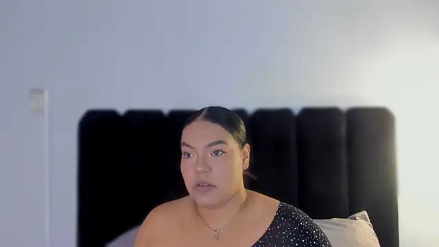 Amaranoir- online show from April 9, 2026, 3:39 am