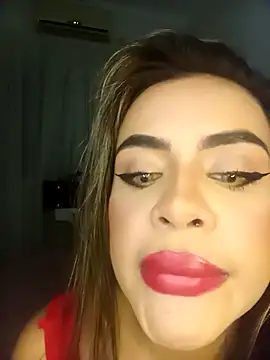 Snapshot of moannapozzy chatting on February 16, 2026, 1:13 am moannapozzy online show from February 16, 2026, 1:13 am