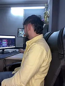 DylanC  online show from February 25, 2026, 11:14 pm